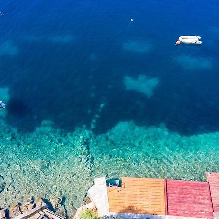 סלאנו Apartments Ratac Lobrovic With Private Beach And Beautiful Sunset מראה חיצוני תמונה