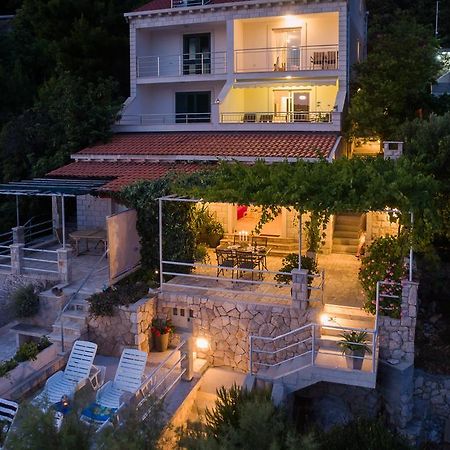 סלאנו Apartments Ratac Lobrovic With Private Beach And Beautiful Sunset מראה חיצוני תמונה