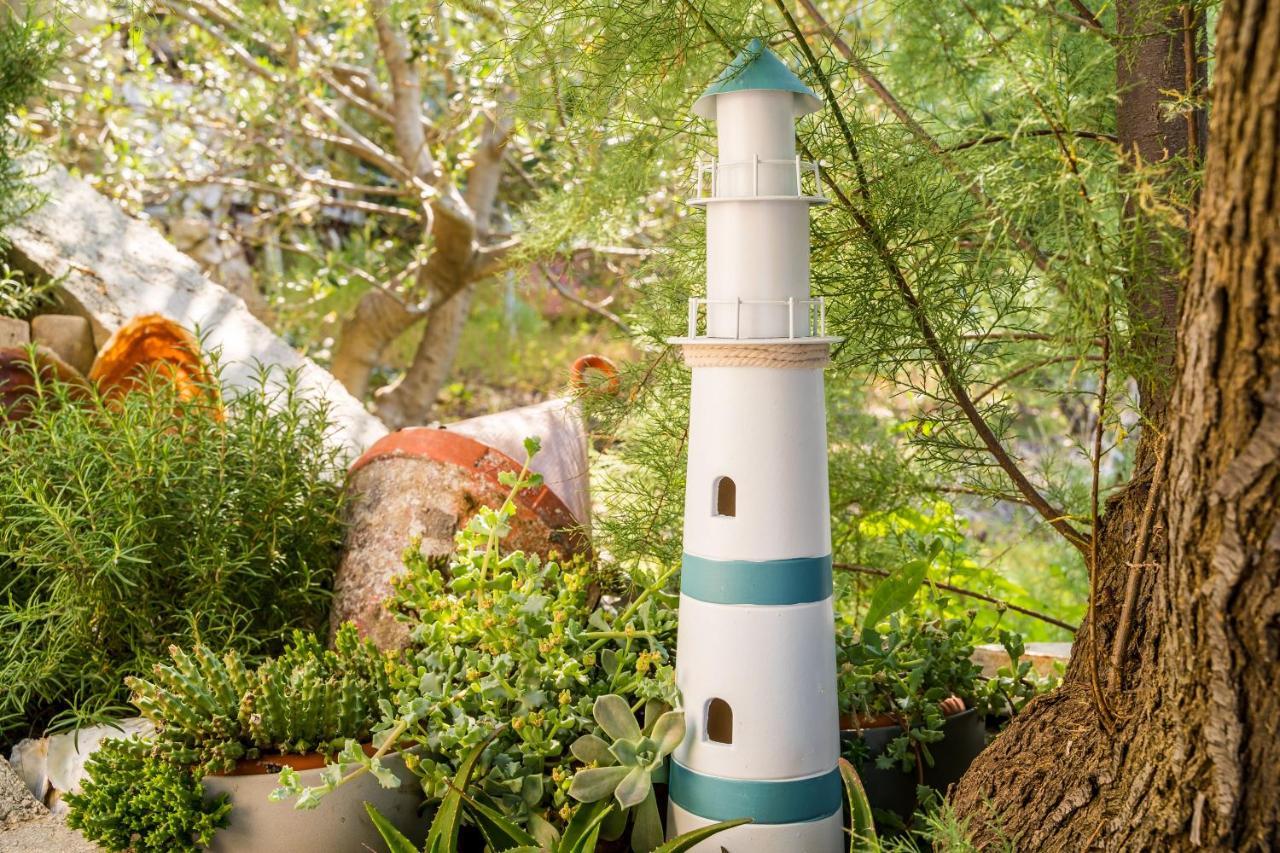 סלאנו Apartments Ratac Lobrovic With Private Beach And Beautiful Sunset מראה חיצוני תמונה